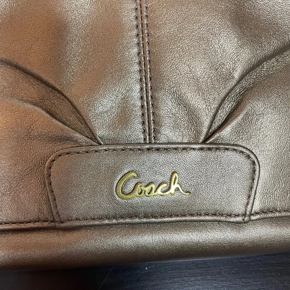 Vintage Coach Wristlet - Picture 3 of 3